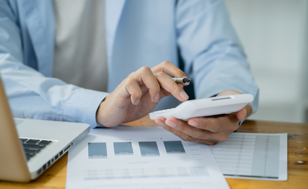 ‘Claves de la Facturación Electrónica para Profesionales y Empresas (Octubre 2025)’